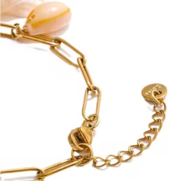Gold Summer adjustable Gold and White Shell Charm Bracelet - Picture 9 of 13